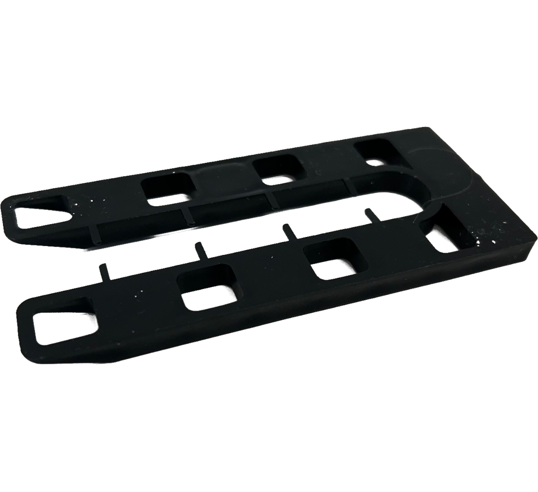 6mm 100 x 50mm black plastic shim bag of 100 (QC1526)
